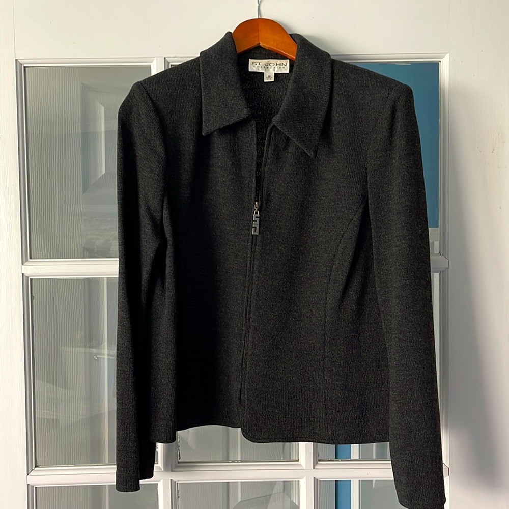 St John Knit Black Zip Blazer/Jacket Size 14